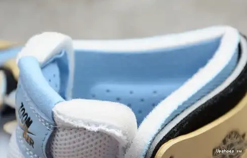 CT0979-400 Jordan Psychic Air CMFT CT0979-400 Blue Zoom 1 0514
